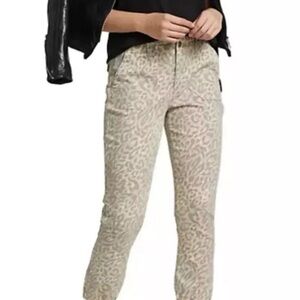 Paige Leopard Print Jeans joggers